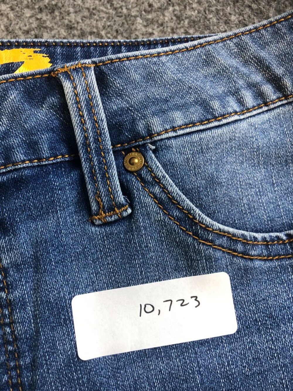 Seven7 Shorts Womens 8 Weekend Short 5" Inseam Fray Hem Light Wash Mid Rise - Picture 10 of 10